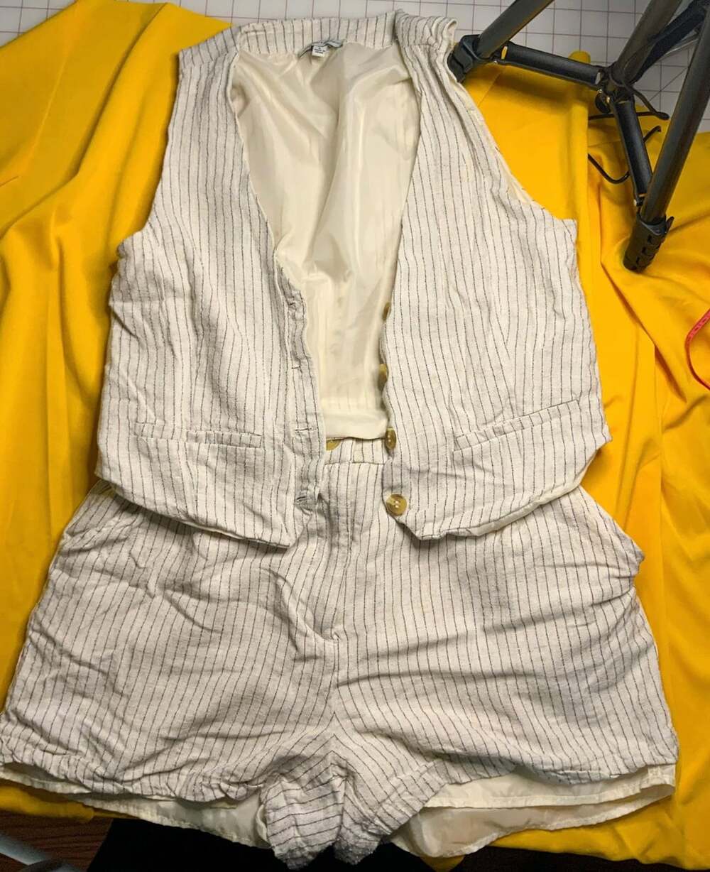 Kristen & Brown Striped Vest And Shorts Set Women Size Large